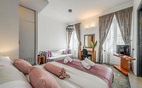 Starlight Luxury Suites